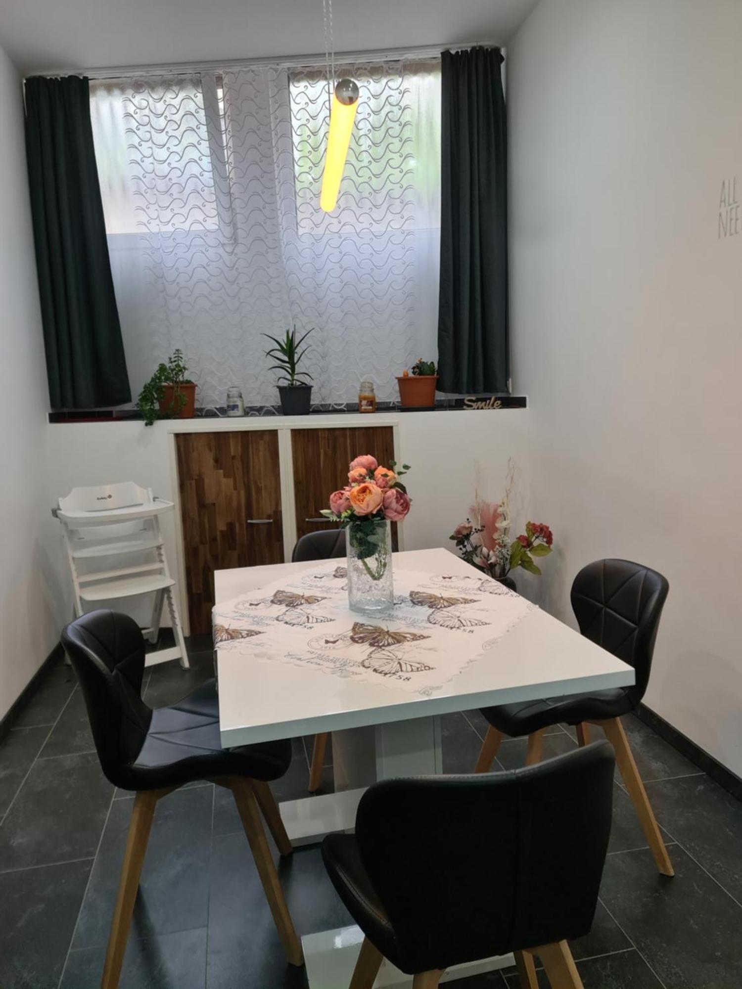 Wohnung 51 Обервезел Екстериор снимка